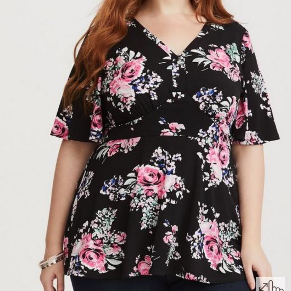 Studio Knit V-Neck Flutter Sleeve
Peplum Top